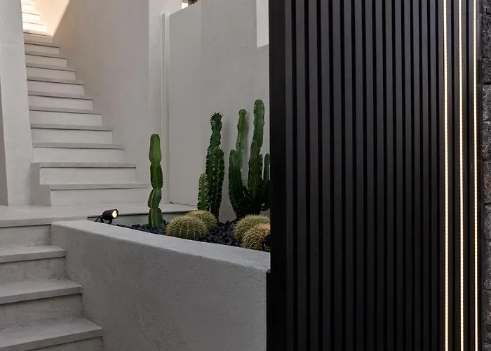 Alaso Design Fira (Santorini)